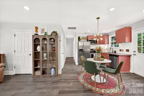 1725 Jennings St, Charlotte, NC 28216