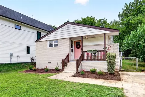 1725 Jennings St, Charlotte, NC 28216
