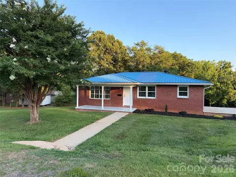 228 Roberson Rd, Forest City, NC 28043