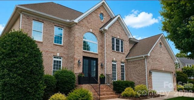 8921 Whittingham Dr, Waxhaw, NC 28173