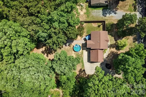 View/Area - 802 White Oaks Cir, Monroe, NC 28112 photo 3 of 3