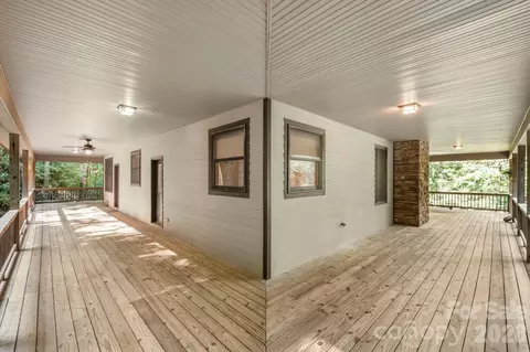 Exterior - 149 Oriole Rd, Brevard, NC 28712 photo 7 of 8