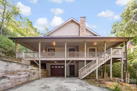 Exterior - 149 Oriole Rd, Brevard, NC 28712 photo 5 of 8