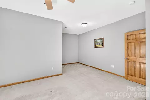 Bedroom - 149 Oriole Rd, Brevard, NC 28712 photo 3 of 6
