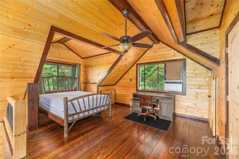 Bedroom - 171 Jade Dr, Clyde, NC 28721 photo 2 of 2