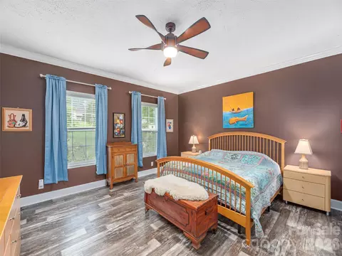 Bedroom - 4687 Old Clyde Rd, Clyde, NC 28721 photo 1 of 3