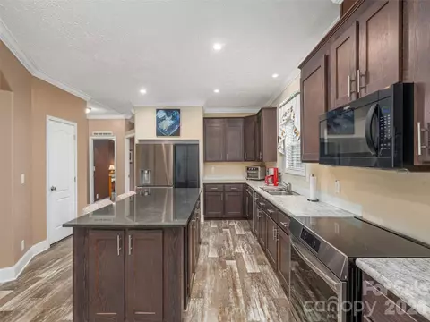 Kitchen - 4687 Old Clyde Rd, Clyde, NC 28721 photo 2 of 3