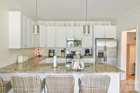 1307 Unifi Industrial Dr, Yadkinville, NC 27055