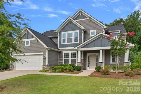 6608 Jepson Ct, Charlotte, NC 28214