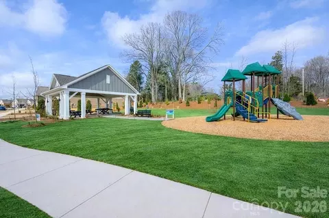 14034 Marlin Ln, Mint Hill, NC 28227 photo 4