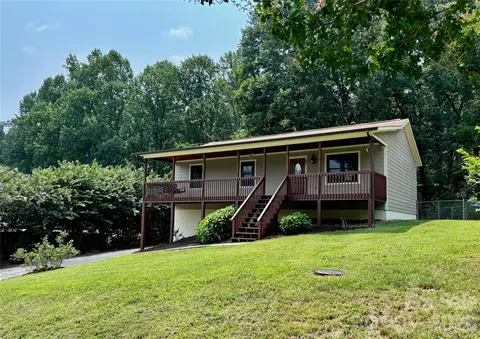21 Ashwood Dr, Asheville, NC 28803