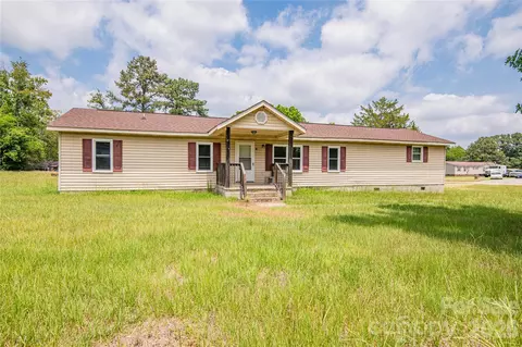129 Sandy Ridge Ln, Gaston, NC 27832