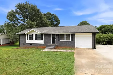 131 Midwood Ln, Belmont, NC 28012