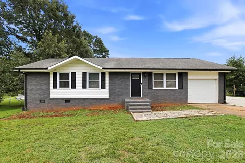 131 Midwood Ln, Belmont, NC 28012