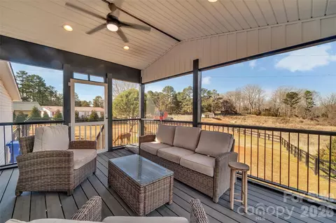 Exterior - 3433 Grey Rd, Davidson, NC 28036 photo 3 of 3