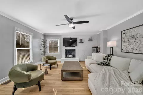 Living - 3433 Grey Rd, Davidson, NC 28036 photo 1 of 2