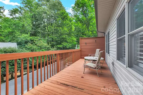 Exterior - 2 Duya Ct, Brevard, NC 28712 photo 2 of 4