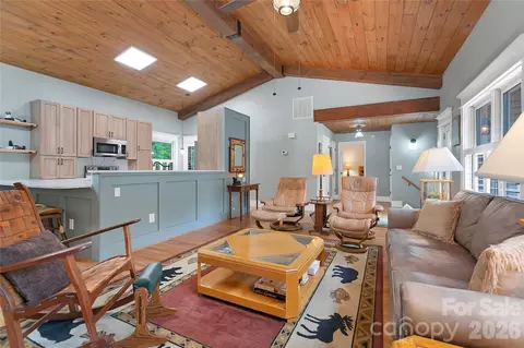 Living - 2 Duya Ct, Brevard, NC 28712 photo 3 of 3
