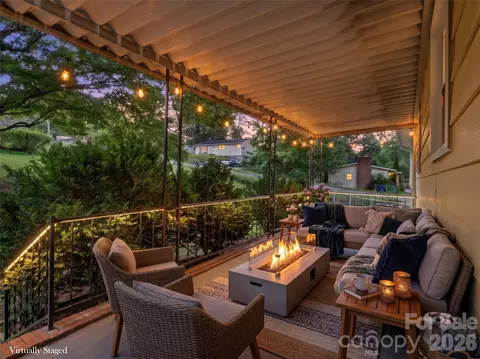 230 School E Rd E, Asheville, NC 28803