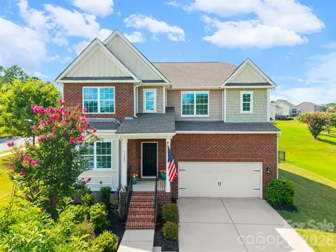 13403 Highflyer Woods Ln, Charlotte, NC 28278