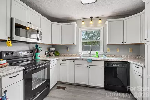 6021 Greyfield Dr, Monroe, NC 28110 photo 14