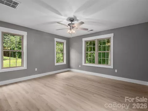 7 Mcgee Ridge Rd, Fairview, NC 28730 photo 11