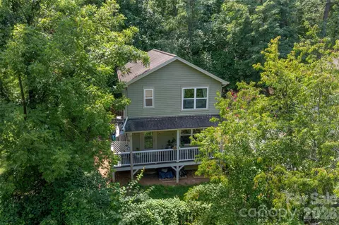 18 Old West Chapel Rd, Asheville, NC 28803