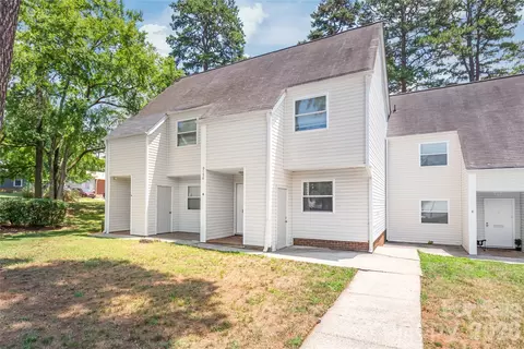 9156 Black Heath B Cir #B, Charlotte, NC 28214