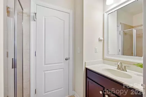 Other - 2017 Topaz Plz, Davidson, NC 28036 photo 2 of 9