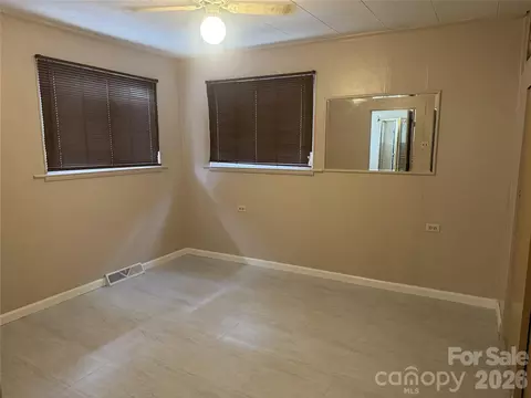 Bedroom - 709 Sunset Dr, Salisbury, NC 28147 photo 2 of 4