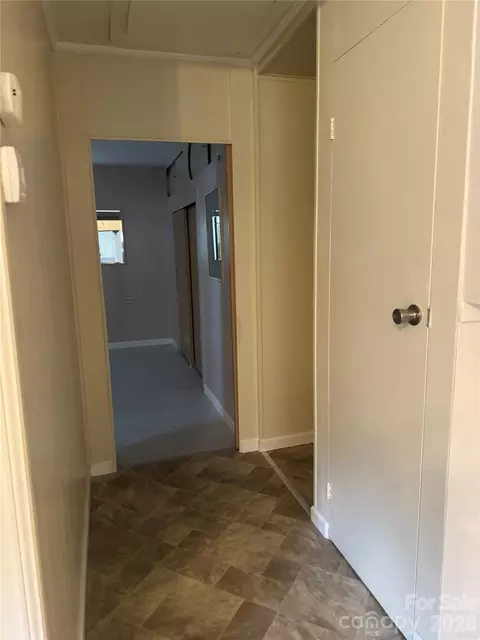 Entry Way - 709 Sunset Dr, Salisbury, NC 28147 photo 1 of 1