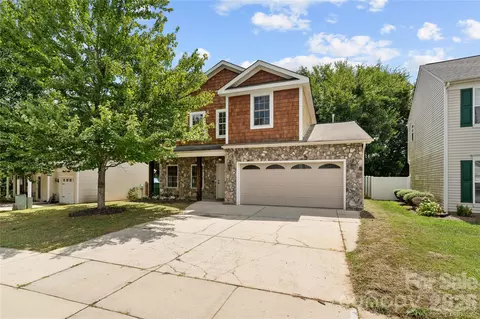 9232 Aloysia Ln, Charlotte, NC 28269