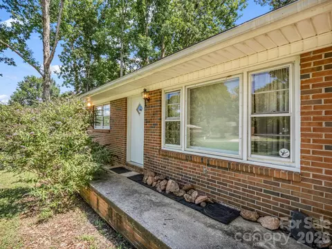 385 Eastview Dr, Bostic, NC 28018 photo 6