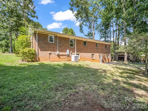 385 Eastview Dr, Bostic, NC 28018 photo 11