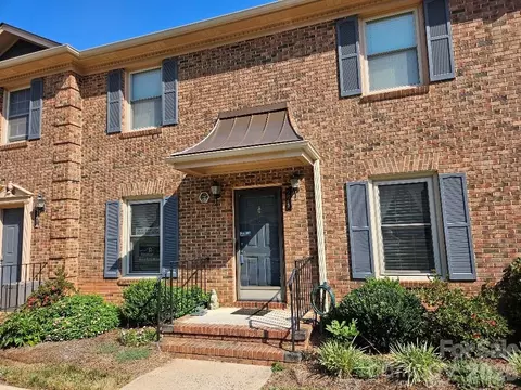 221 Pointe Cir, Rock Hill, SC 29732