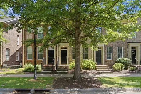 11209 Cedar Walk Ln, Charlotte, NC 28277