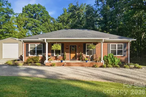 4739 Mountain Island W Dr W, Charlotte, NC 28214