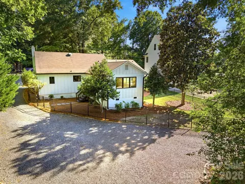 Exterior - 711 Concord Rd, Davidson, NC 28036 photo 6 of 7