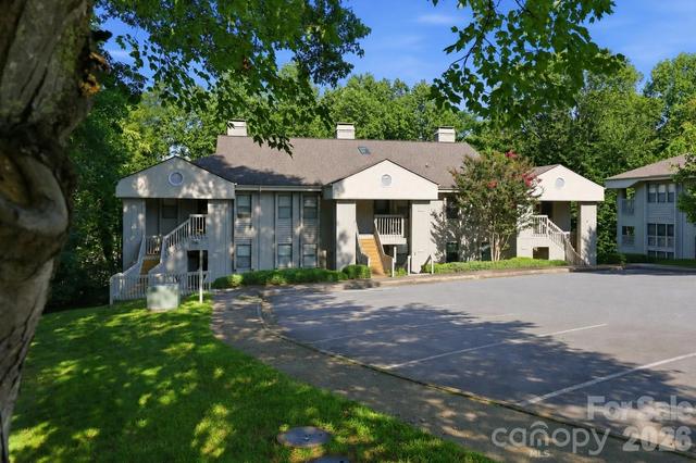 1503 Abbey Cir, Asheville, NC 28805