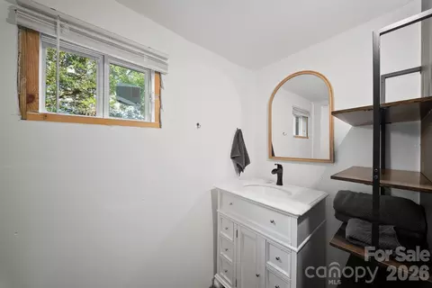 29 Logan Ln, Fletcher, NC 28732 photo 11