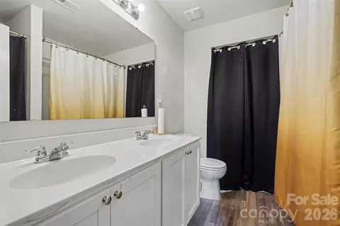 Bath - 347 Cornwall Dr, Salisbury, NC 28147 photo 1 of 3