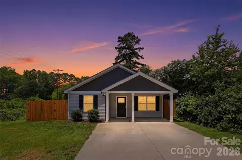 4221 End St, Charlotte, NC 28208