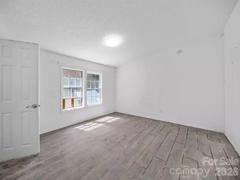 Bedroom - 59 Sprinkle Dr, Spruce Pine, NC 28777 photo 6 of 7
