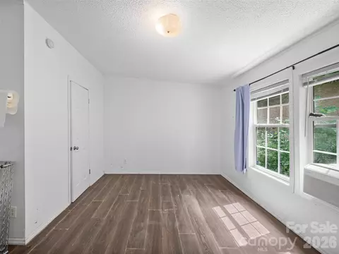 Bedroom - 59 Sprinkle Dr, Spruce Pine, NC 28777 photo 4 of 7