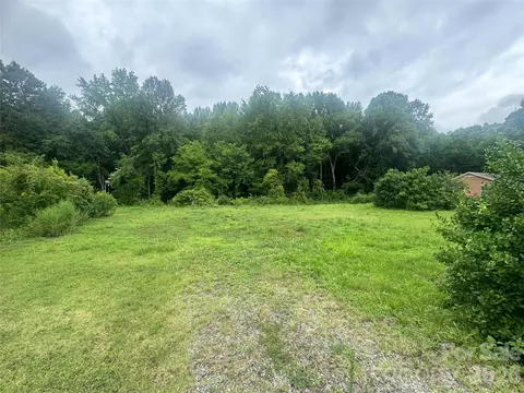 306 W A Ave #A, Charlotte, NC 28208