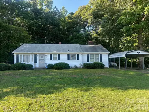 159 Richard Dr, Winston Salem, NC 27107