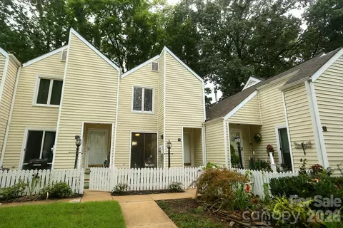 413 Eastwood Dr, Salisbury, NC 28146