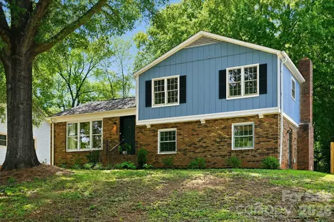 5407 Autumn End Cir, Charlotte, NC 28212