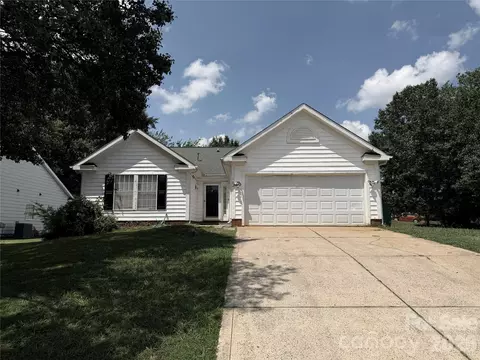 1202 Gretna Green Dr, Charlotte, NC 28217