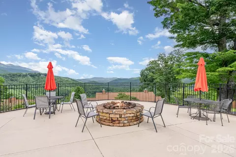 508 Over Look 2 Dr #2, Burnsville, NC 28714